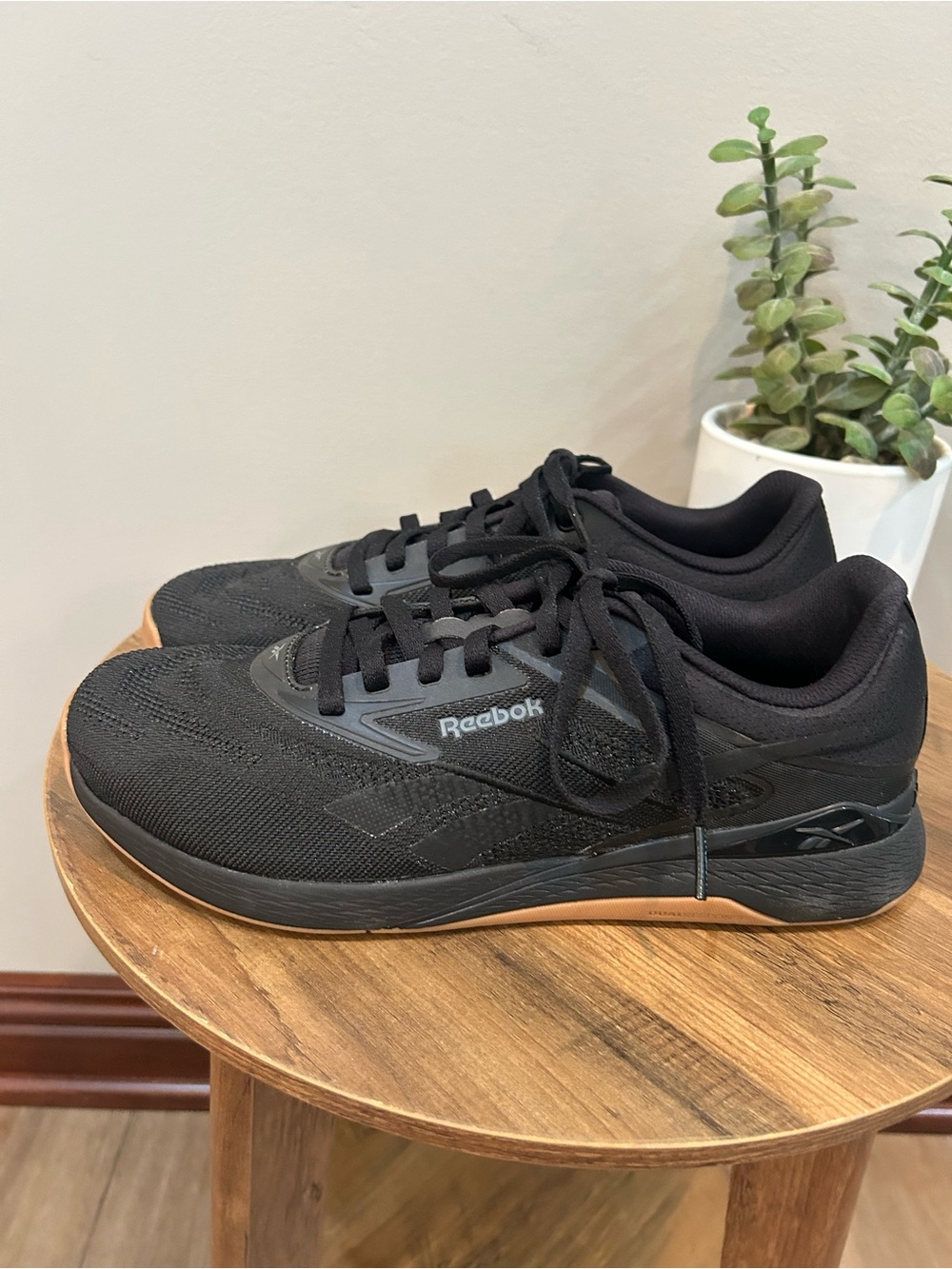 Reebok Nano X5 Black Gum Training Shoes Men’s 8.5 Unisex 100209359
